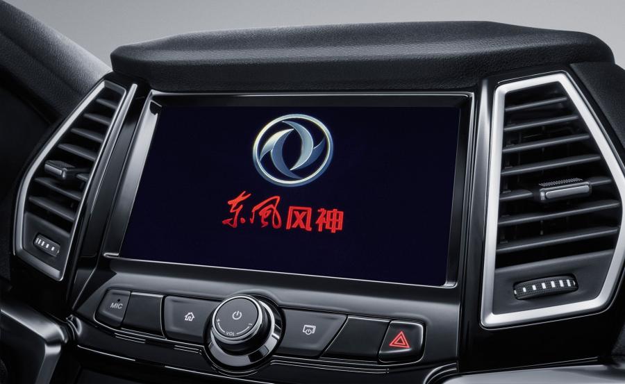 Детали интерьера DongFeng Aeolus AX3 2019 года  (фото 7 из 7)
